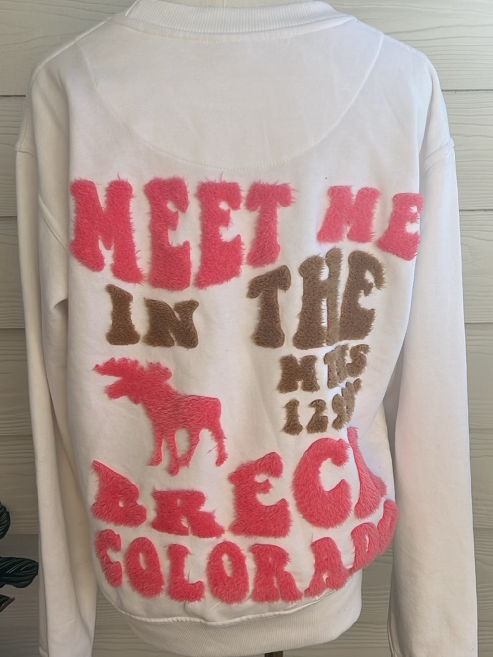 Breckenridge Colorado Crewneck Sweatshirt | Medium | White